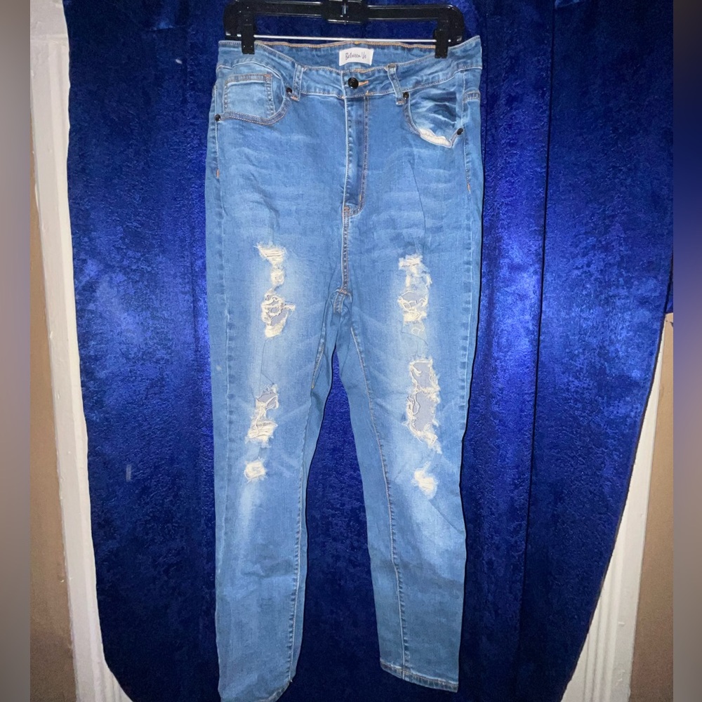 Plus size ripped jeans